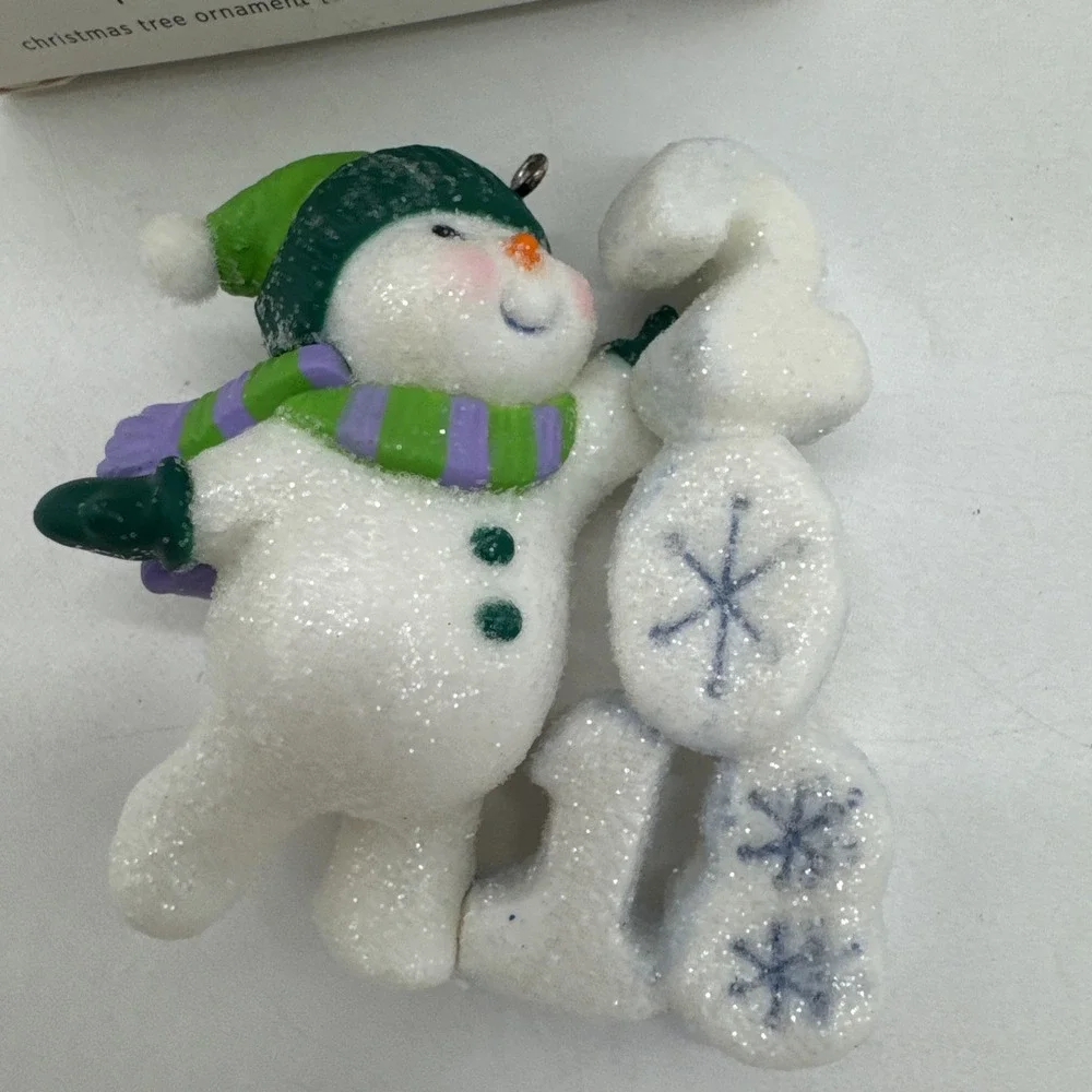 Hallmark Keepsake Frosty Fun Decade 2018 Christmas Ornament 11th in the Series
